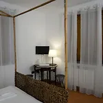 Sparse 7 Apartament