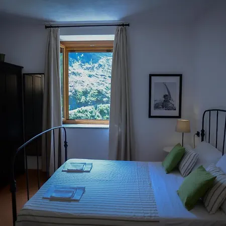 Apartment Sparse 7 *