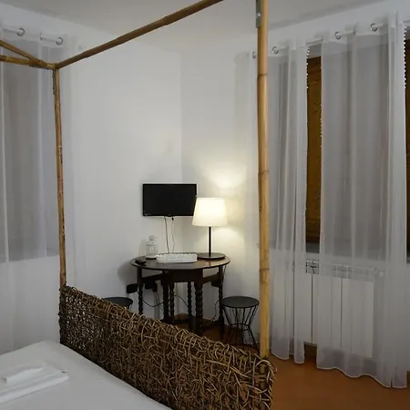 Sparse 7 Apartment